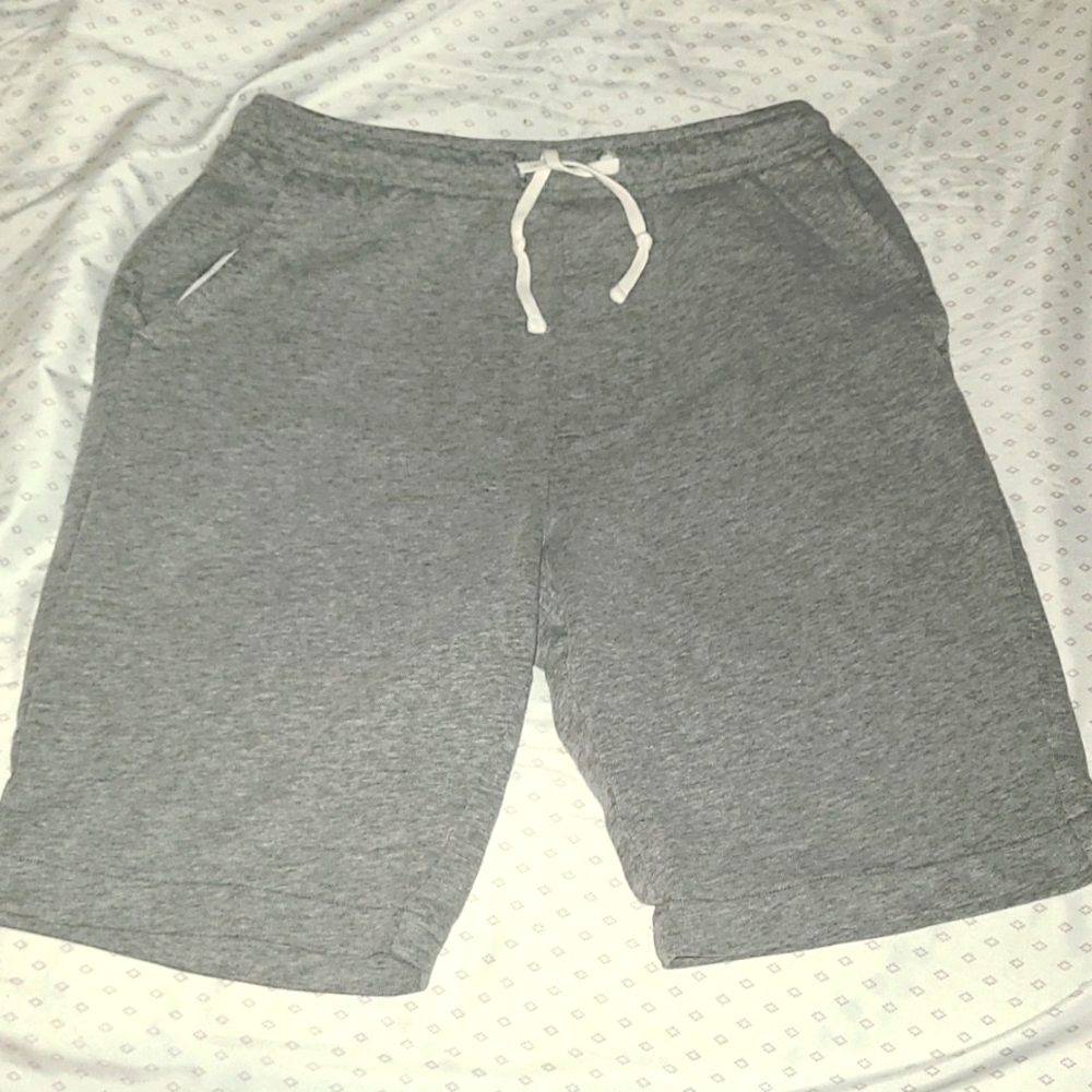 Grey shorts